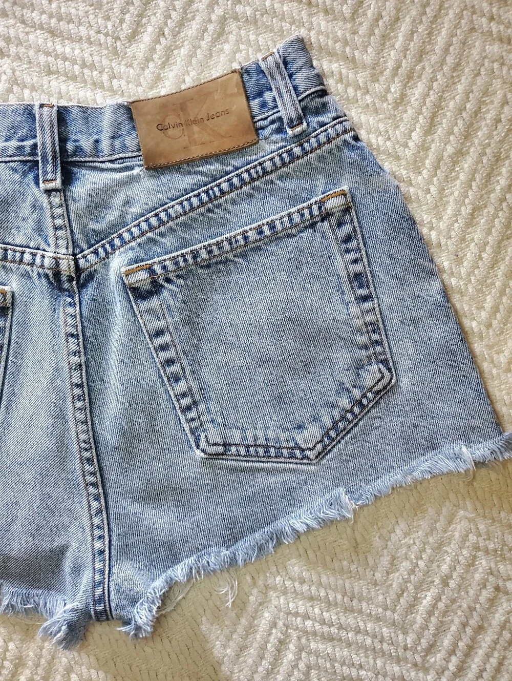 Vintage Frayed Denim Calvin Klein Cut Off Jean Shorts 100% Cotton Size 7